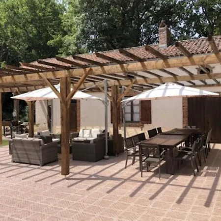 Charming On Estate 1880 With Pool At The Foot Of The Pyrenees * Buzon