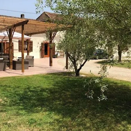 Charming On Estate 1880 With Pool At The Foot Of The Pyrenees *