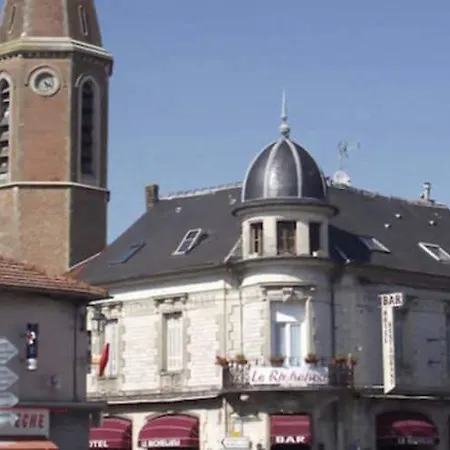 Charming On Estate 1880 With Pool At The Foot Of The Pyrenees